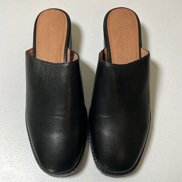 The Mindy Lugsole Mule in Leather - Picture 6 of 6